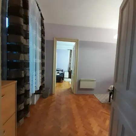 Forza Apartmán